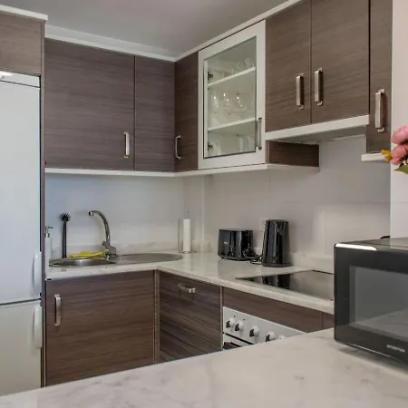 2br Cosy With Pool And Sea View Manilva
