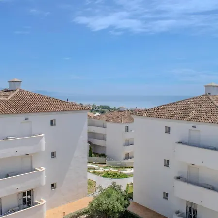 2br Cosy With Pool And Sea View