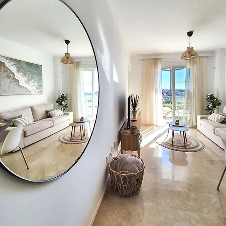 2br Cosy With Pool And Sea View Lägenhet